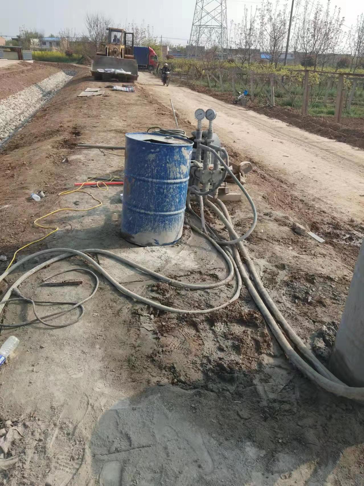 樟木头镇顶管注浆